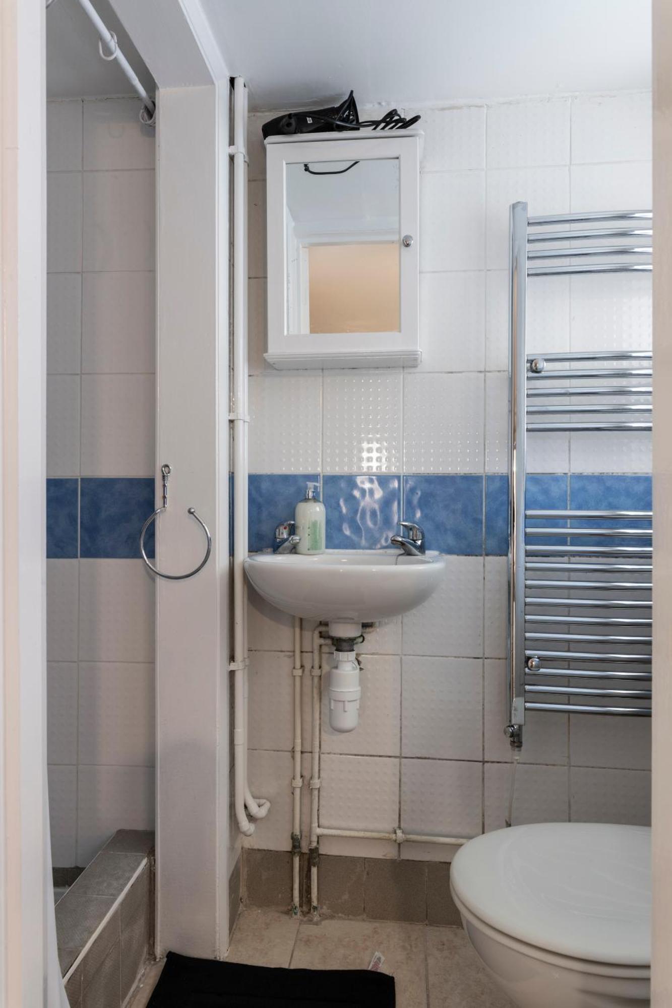 Quality Stay Rooms Brighton Exterior photo